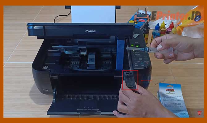 Lakukan Mengisi Tinta Sesuai Warna di Printer Canon